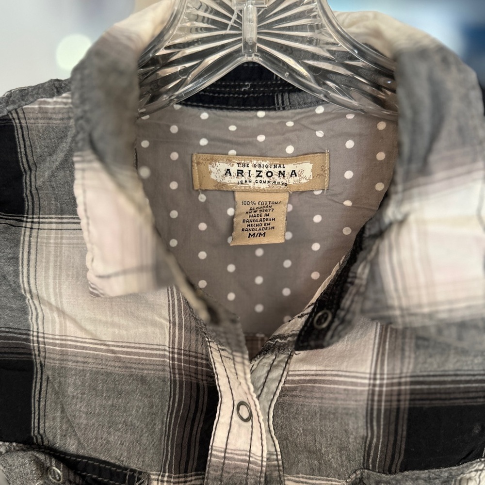 Arizona Jean Company Black and White Casual Button Down Shirt - Picture 2 of 2